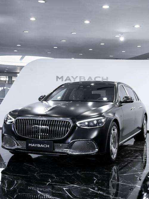 东莞68岚图汽车的售后服务让用户无忧出行，迈巴赫未来的豪华车趋势